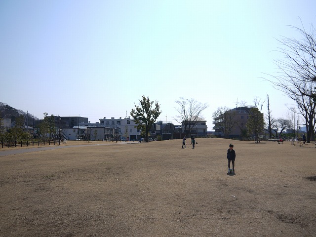 草広場