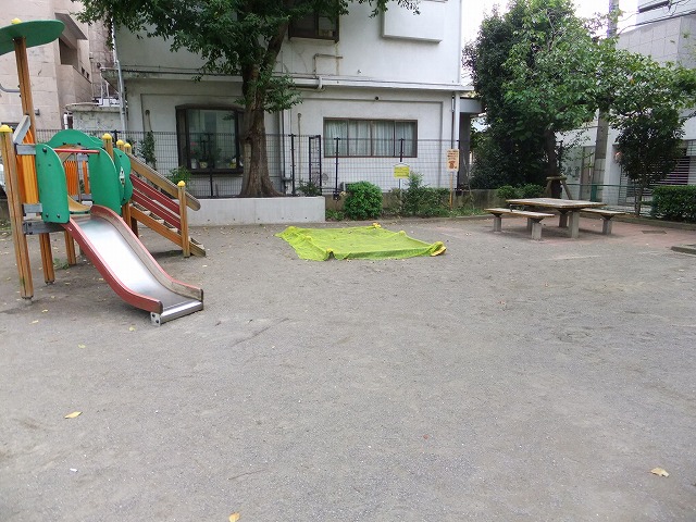 三田綱町児童遊園