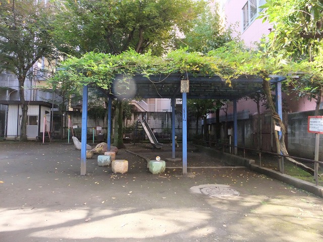 神泉児童遊園地