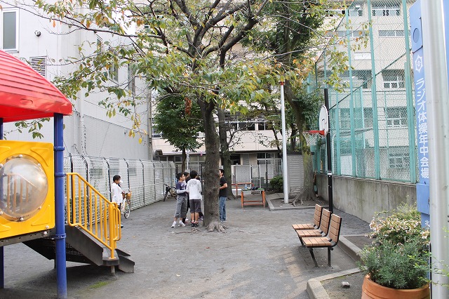 新坂本児童遊園