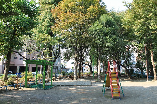 動坂公園