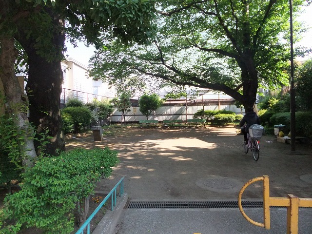上高田三丁目公園