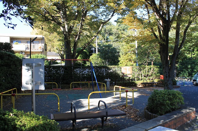 岡本下山公園