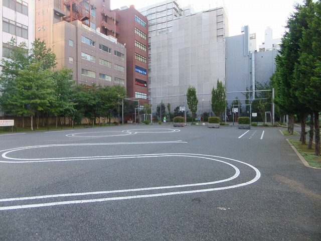 小川広場